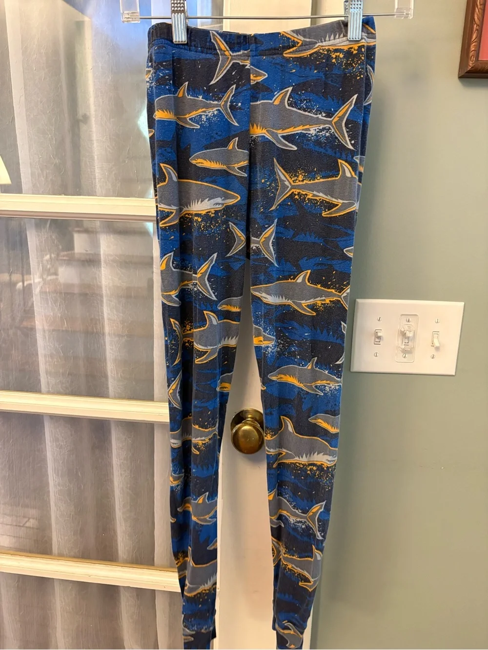 The Childrens Place Blue 'Feeding Frenzy' Shark Pajamas Set size 16 boys